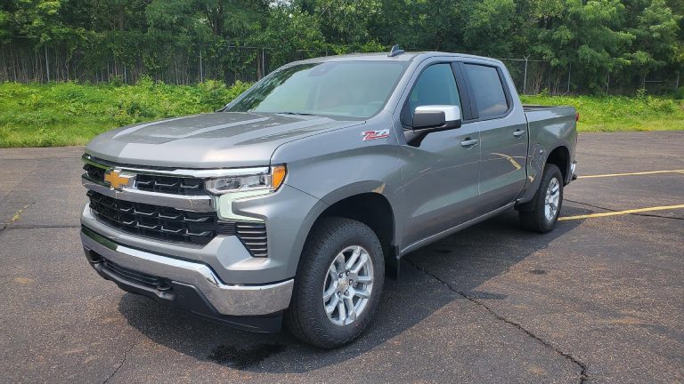 What Does 1Lt Mean on a Car